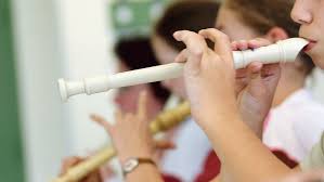 La flûte à bec est l'un des seuls instruments enseignés au collège